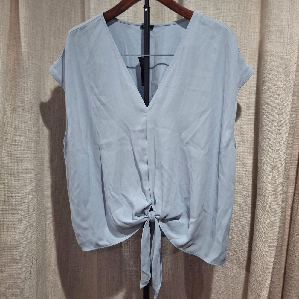Express Gramercy Light Blue Tie-Front V-Neck Blouse Top Size XL NWT